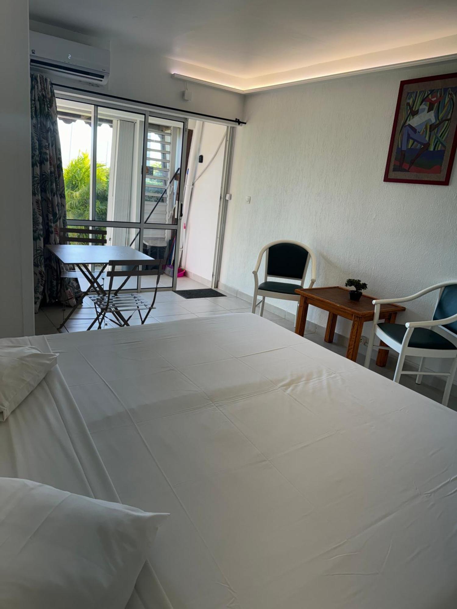 Appartement A La Marina Residence Hotel Village Soleil Le Gosier Le Gosier  Buitenkant foto